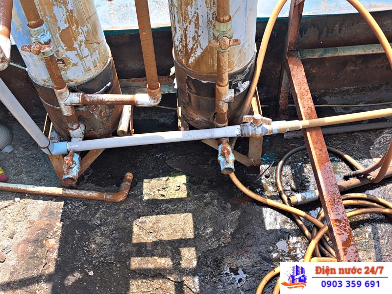 Thợ sửa điện nước - sửa đường ống nước tại nhà giá rẻ, uy tín 24H