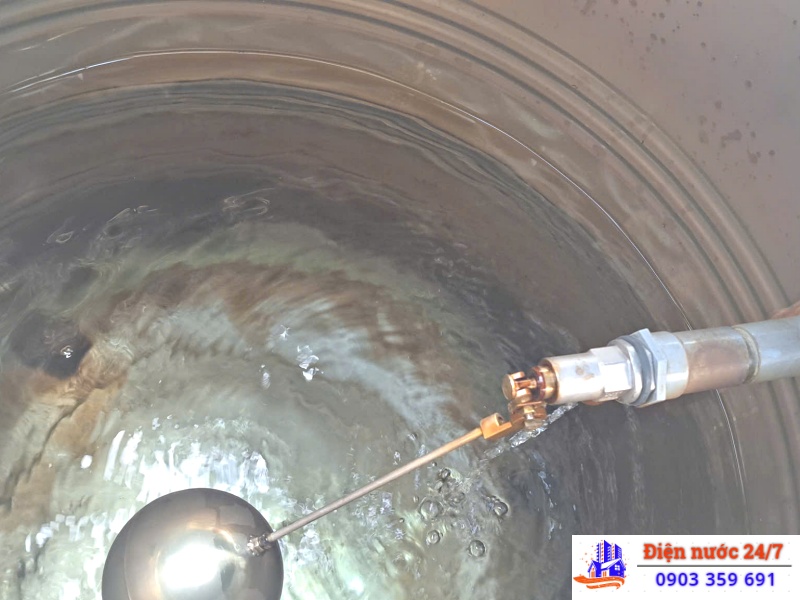 Thợ sửa nhà bị mất nước nhanh chóng, hiệu quả 24/24