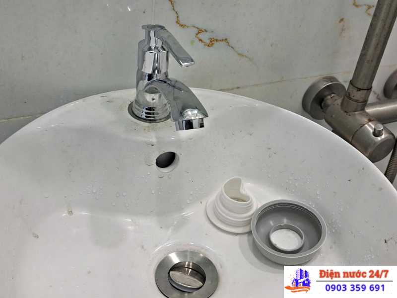 Thợ sửa vòi nước bị tắc nghẽn, nghẹt tại nhà 24H, giá rẻ