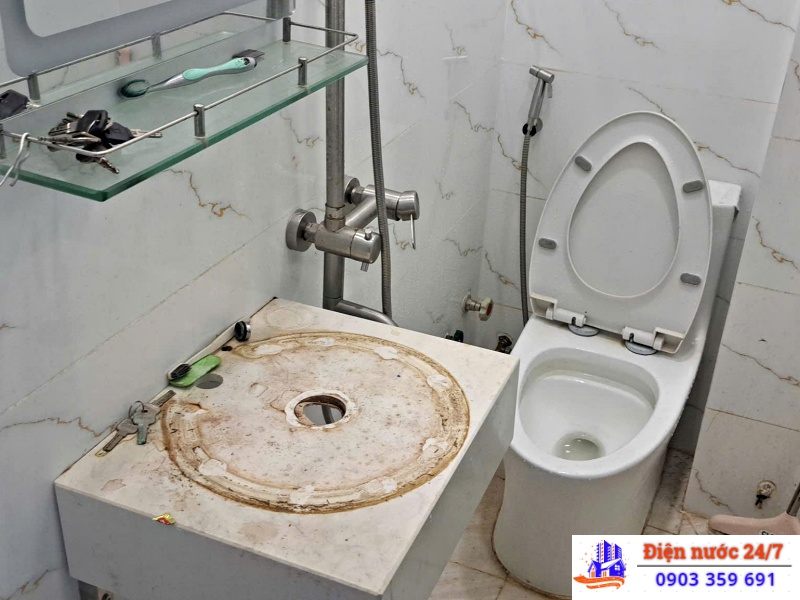 Sửa vòi nước không ra nước, nước chảy yếu tại nhà 24/24