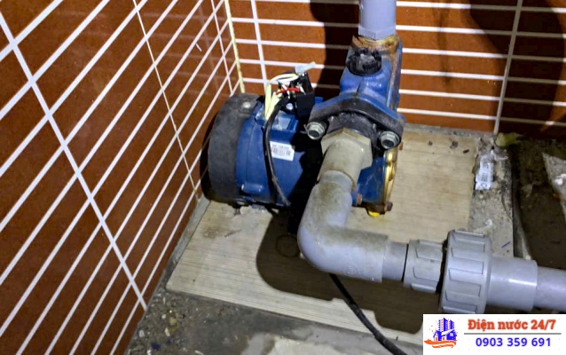 Sửa máy bơm nước giá rẻ