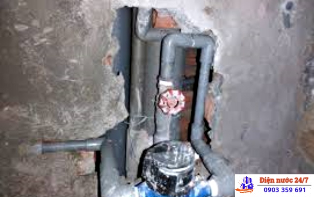 Sửa đường ống nước tại quận 7