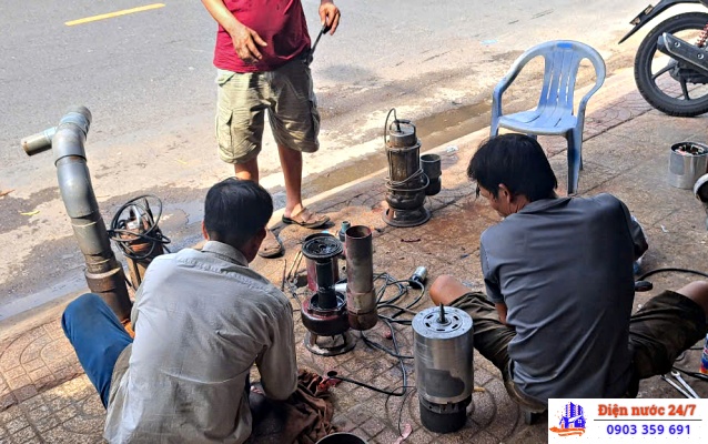 Thợ sửa máy bơm nước tại nhà uy tín