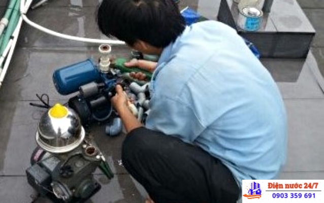 Thợ sửa máy bơm nước tại nhà giá rẻ