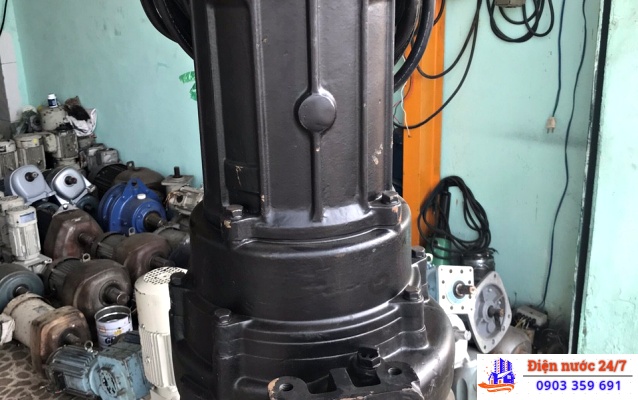Cho thuê máy bơm chìm quận 9