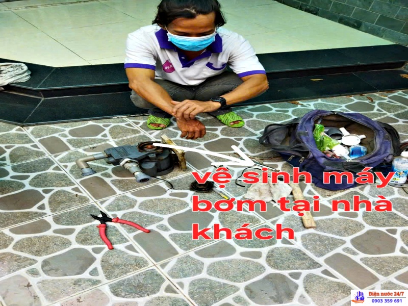 Vệ sinh máy bơm nước tại nhà - uy tín