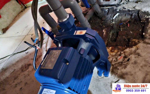 Lắp đặt máy bơm nước Panasonic chính hãng