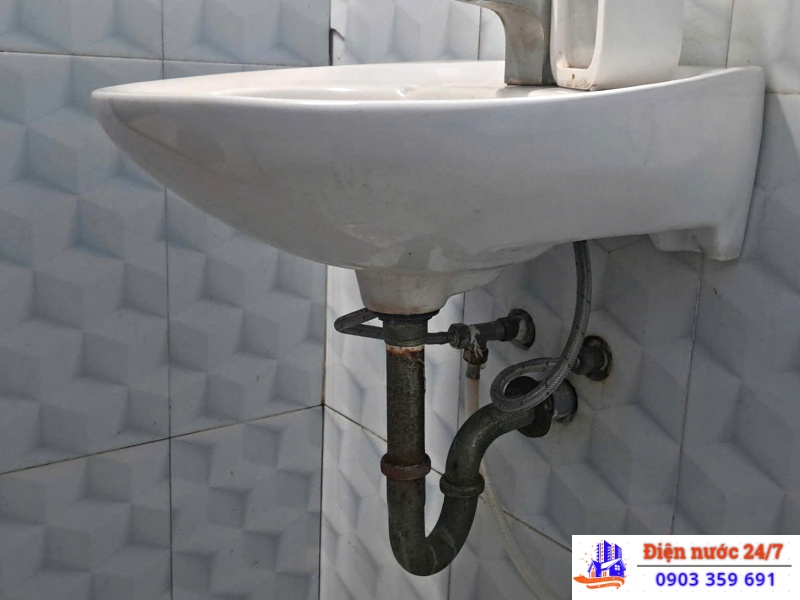 Rủi ro khi không sửa sự cố nhà không có nước, nước chảy yếu kịp thời