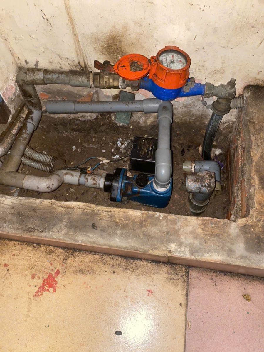 sửa máy bơm nước tại nhà uy tín