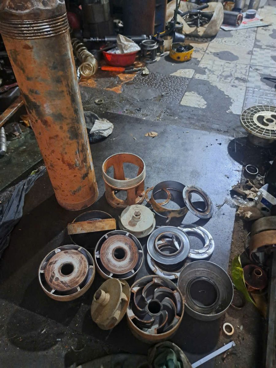 Sửa máy bơm nước hoả tiễn tận nơi uy tín