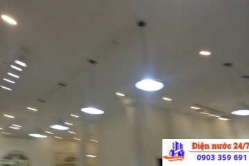 CHUYÊN MUA BÁN, SỬA CHỮA TẤT CẢ CÁC LOẠI BÓNG ĐÈN TẠI NHÀ 24/24 Ở TP.HCM( SÀI GÒN) - GIÁ TỐT - BAO LẮP ĐẶT - BẢO HÀNH LÂU DÀI 0903359691 (Mr Nhựt)