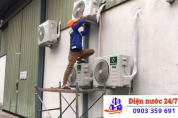 VỆ SINH MÁY LẠNH ( ĐIỀU HÒA) GIÁ RẺ TẠI NHÀ  Ở  QUẬN 2 GIÁ RẺ 0903359691 (MR NHỰT)