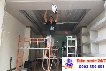 THỢ CHUYÊN THAY, LẮP ĐẶT, SỬA BÓNG ĐÈN TẠI NHÀ 24/24 Ở QUẬN 1 GIÁ RẺ - UY TÍN - AN TOÀN 0903359691 ( MR NHỰT)