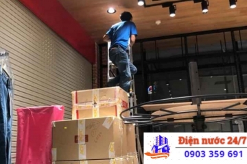 THỢ THAY, LẮP ĐẶT, SỬA BÓNG ĐÈN TẠI NHÀ 24/24 Ở QUẬN PHÚ NHUẬN GIÁ RẺ - UY TÍN - AN TOÀN 0903359691 ( MR NHỰT)