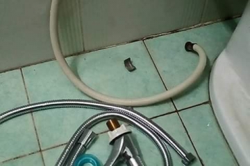 THỢ SỬA RÒ KÉT NƯỚC BỒN CẦU 0903359691(MR.NHỰT) NHANH CHÓNG , UY TÍN 24/24